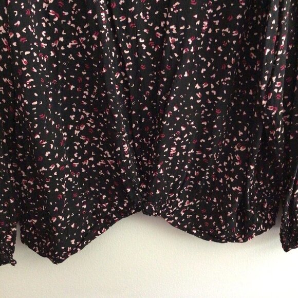 Torrid Womn Plus Sz 3X Black Leopard Heart Print Challis Twist Front Crop Blouse - Picture 4 of 10